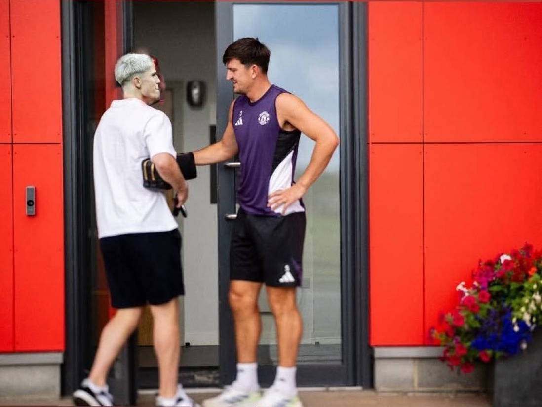 曼联官宣美国行大名单：三大新援出征加纳乔落选，奥纳纳利马随队马奎尔缺席